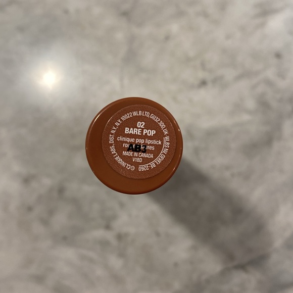 CLINIQUE 02 BARE POP lipstick - Picture 3 of 3